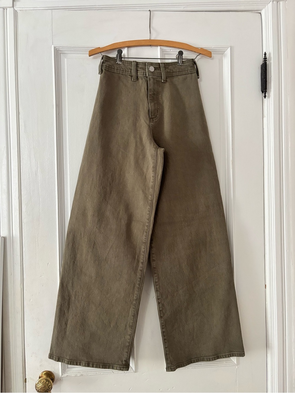 Universal Thread Olive Green Wide Leg Jeans